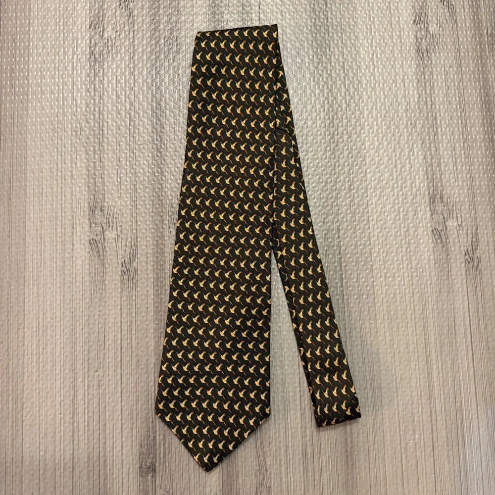 Museum Artifacts 100% Silk Tie Green Flying Pheasant Bird Hunting Outdoorsmen